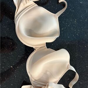 Skims Demi Weightless Bra